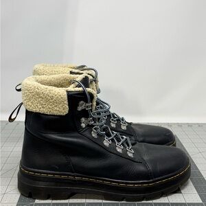 Dr. Martens Ladies Combs Faux Fur-Lined Casual Boots  sz 9 (TKINGO)